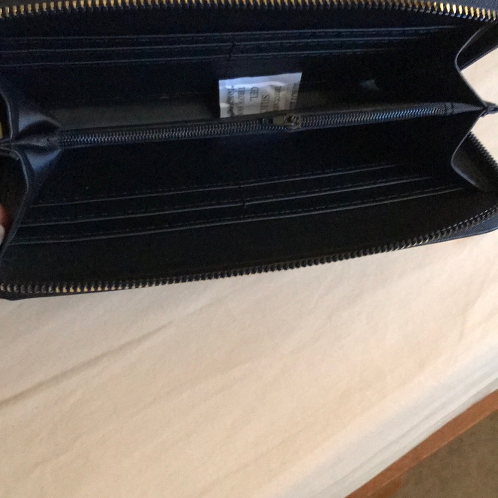 Purse - Picture 4 of 6
